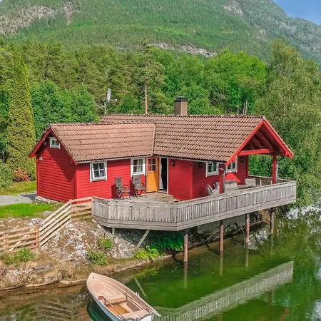 Dom wakacyjny 3 Bedroom Amazing In *