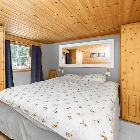 2 Bedroom Awesome In *
