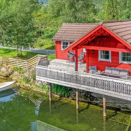 2 Bedroom Awesome In *